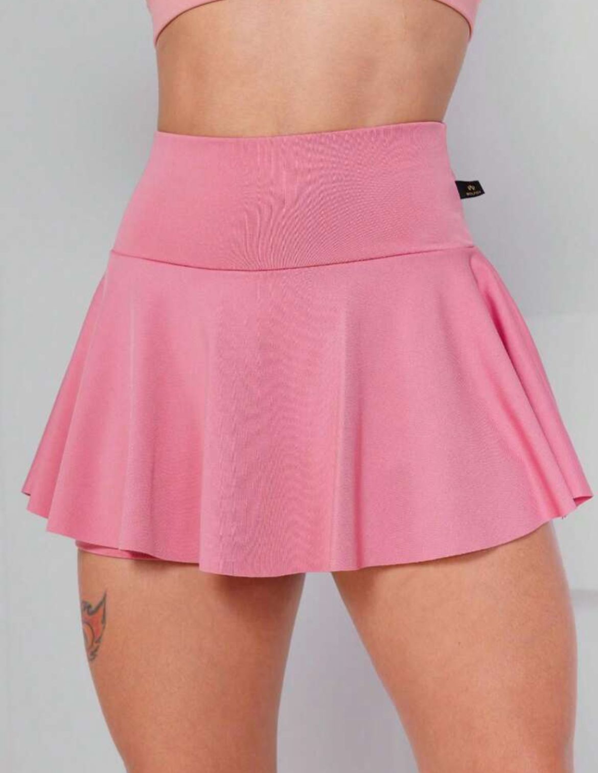 Pollera con short deportiva (varios colores)